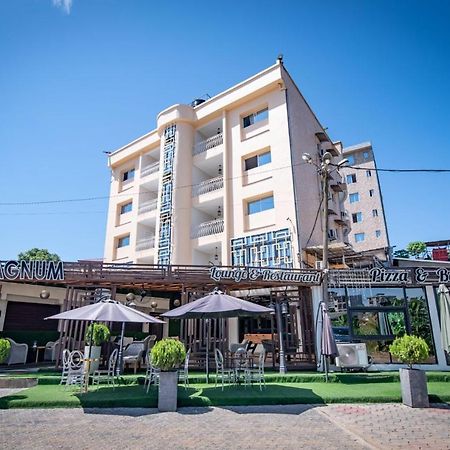 Villa Magnum Douala Eksteriør billede