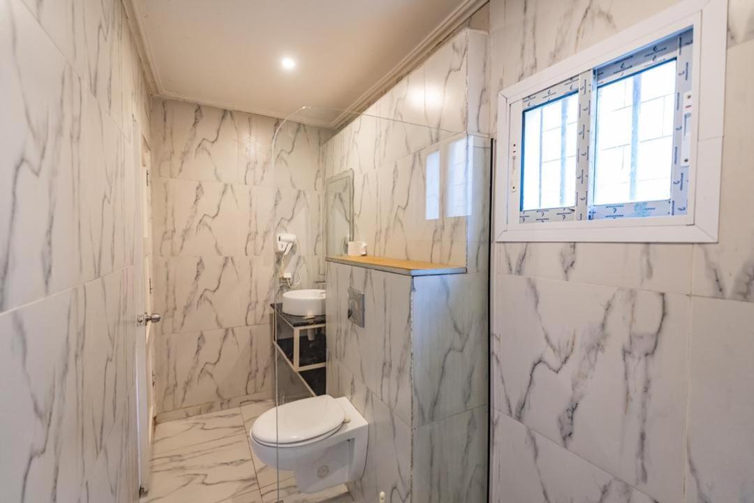 Villa Magnum Douala Eksteriør billede