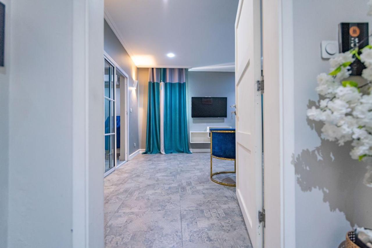 Villa Magnum Douala Eksteriør billede